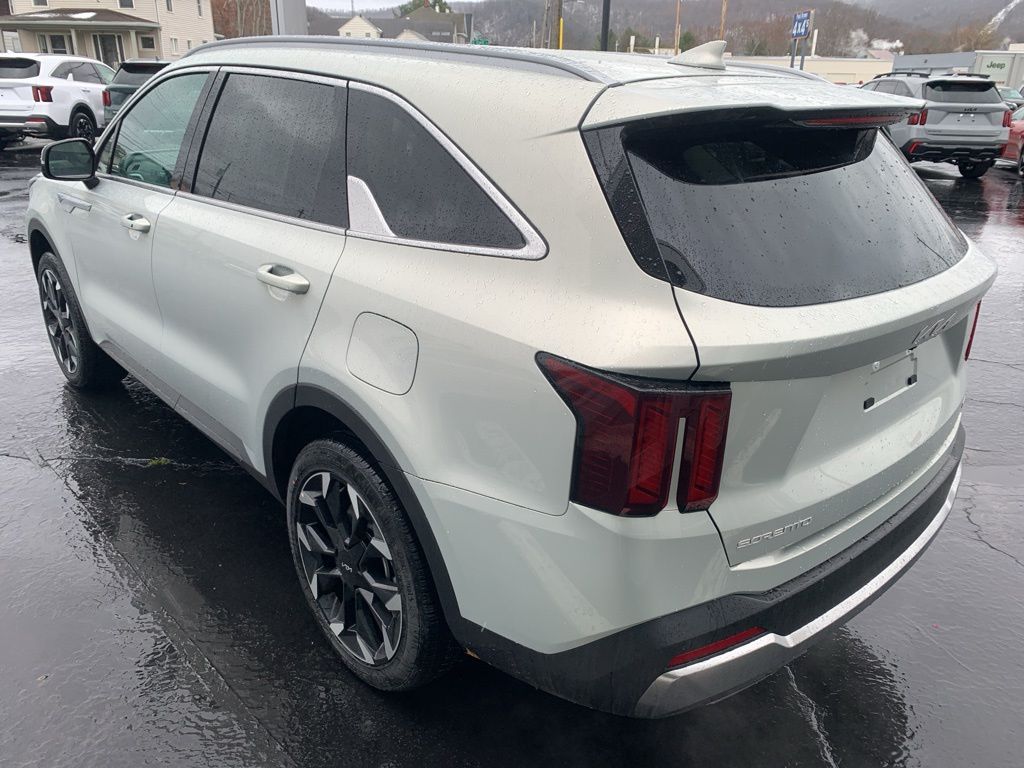 2026 Kia Sorento EX - Photo 6
