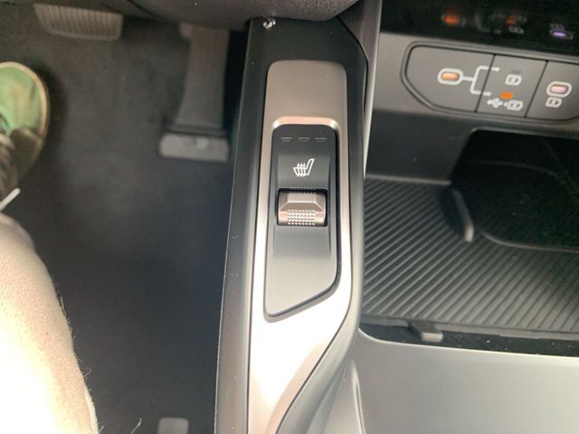 2026 Kia Sorento EX - Photo 25