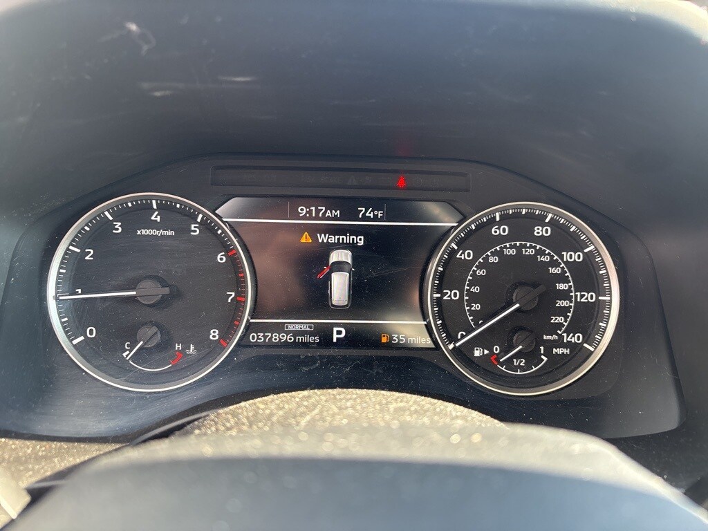 2022 Mitsubishi Outlander ES photo 2