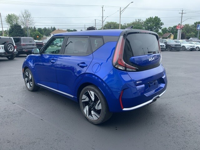 2023 Kia Soul GT-Line photo 4