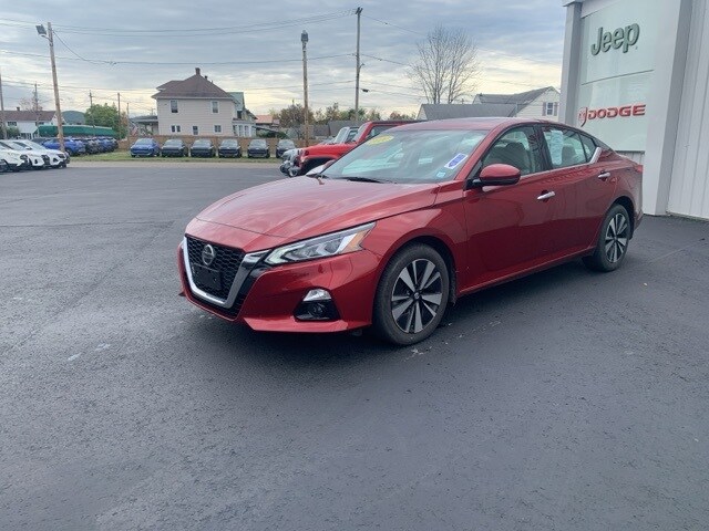 2020 Nissan Altima 2.5 SV photo 3