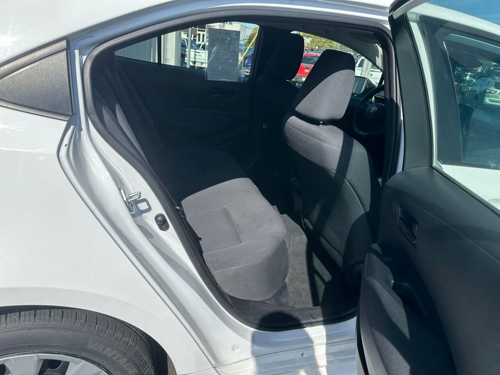 2024 Toyota Corolla LE - Photo 35