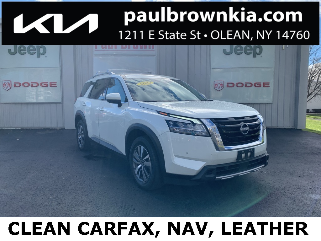 2023 Nissan Pathfinder SL