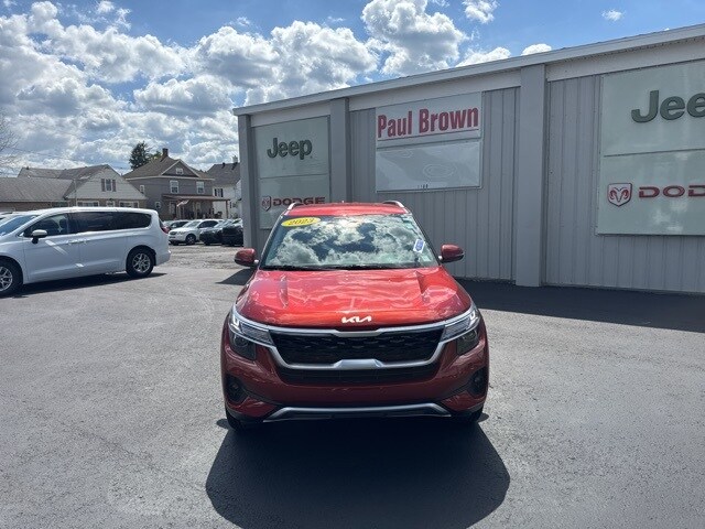 2023 Kia Seltos S photo 2