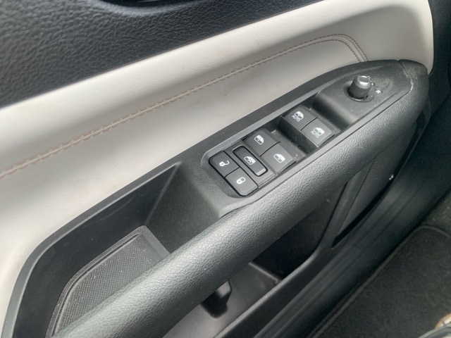 2022 Jeep Compass Limited's photo