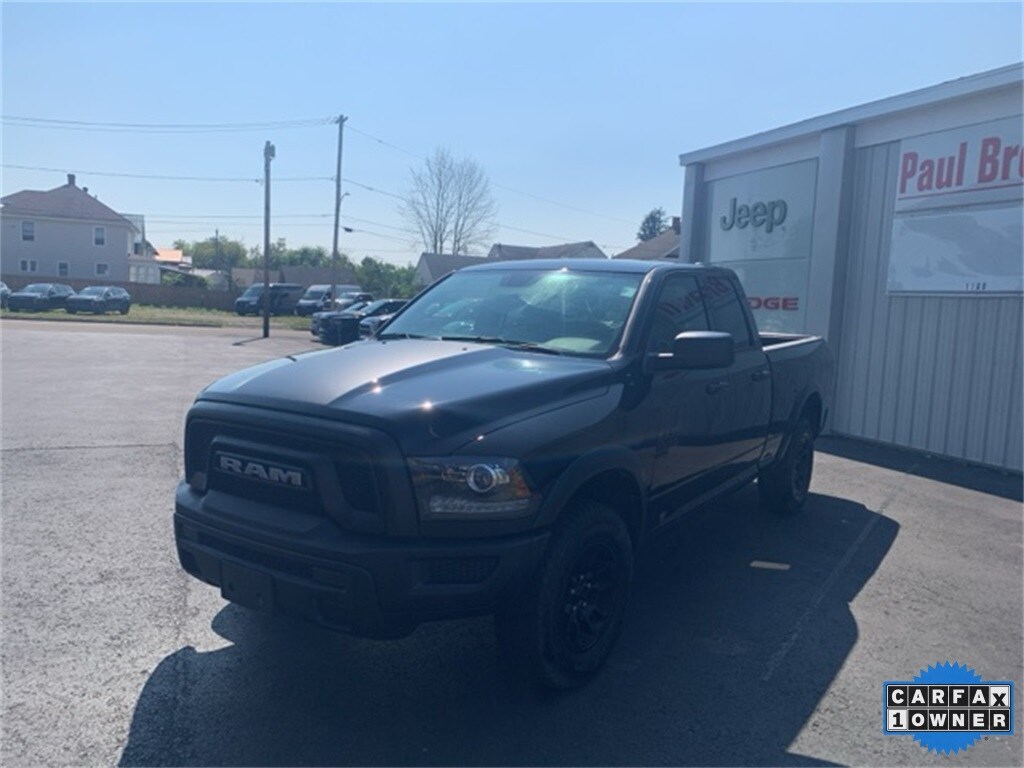 2022 Ram 1500 Classic SLT photo 3