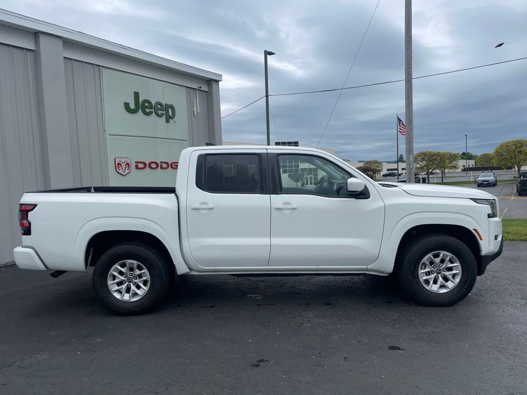 2024 Nissan Frontier SV - Photo 9