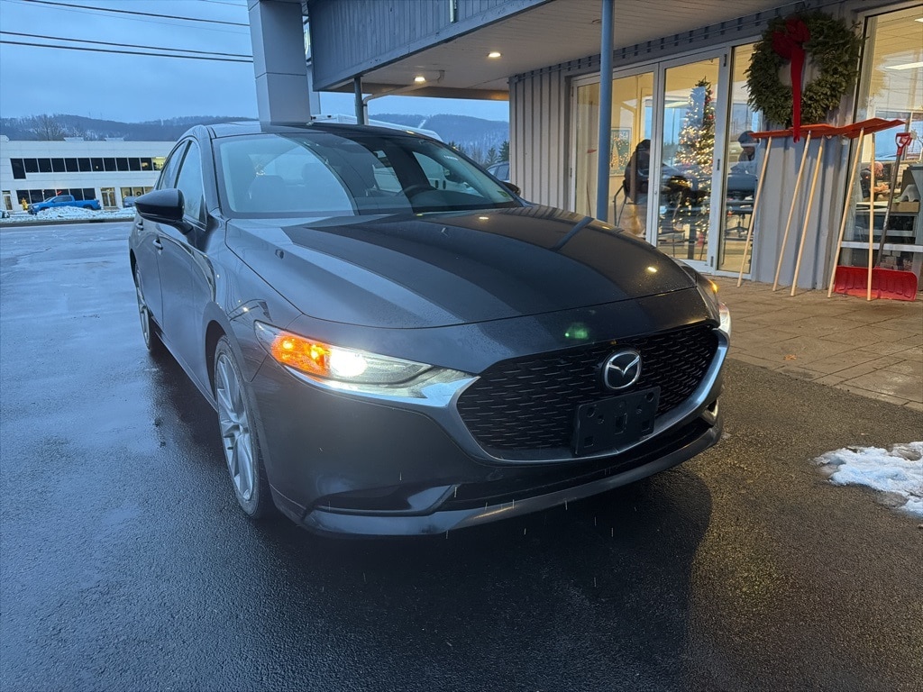 2024 Mazda Mazda3 Preferred's photo