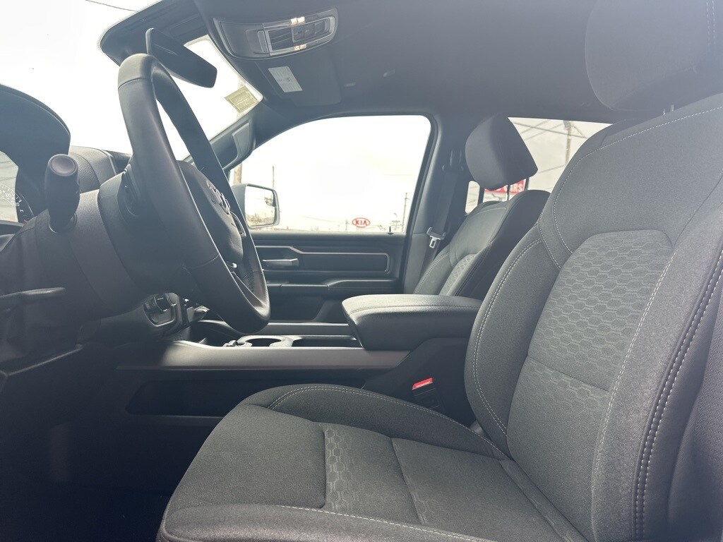 2025 Ram 1500 Big Horn Lone Star photo 3