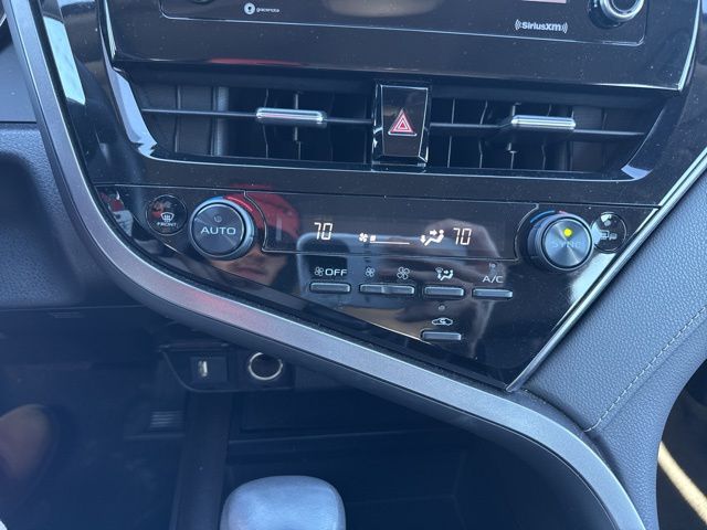 2024 Toyota Camry SE - Photo 19