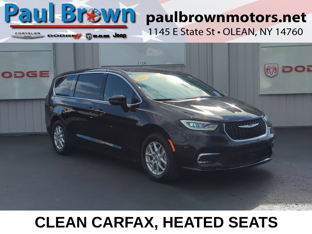 2025 Chrysler Pacifica Select