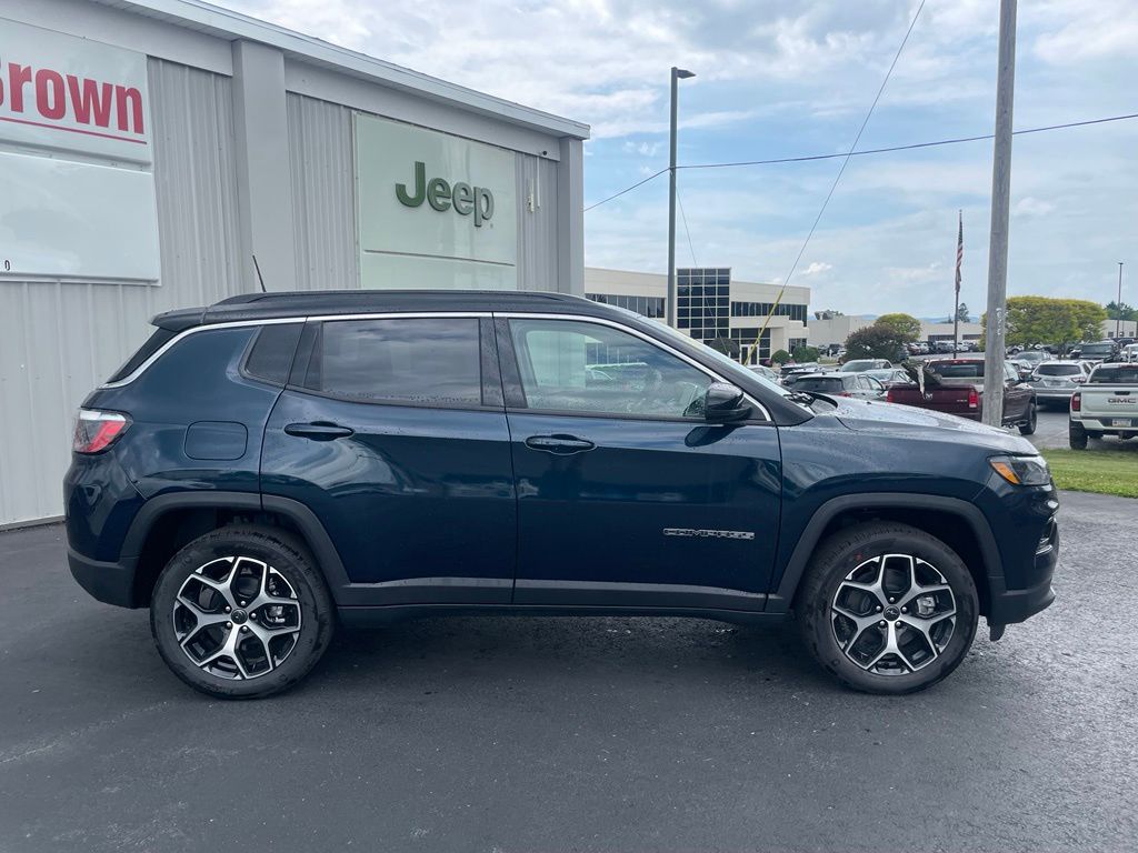 2026 Jeep Compass Limited - Photo 9