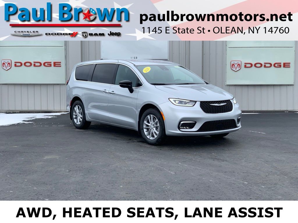 2026 Chrysler Pacifica Select AWD's photo