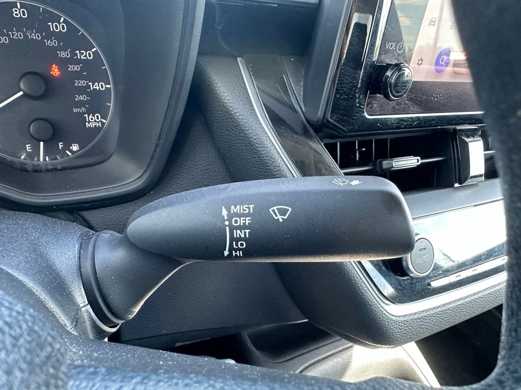 2024 Toyota Corolla LE - Photo 15