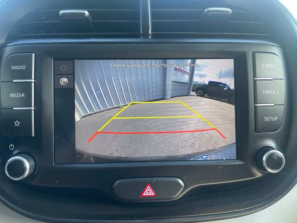 2025 Kia Soul LX - Photo 19
