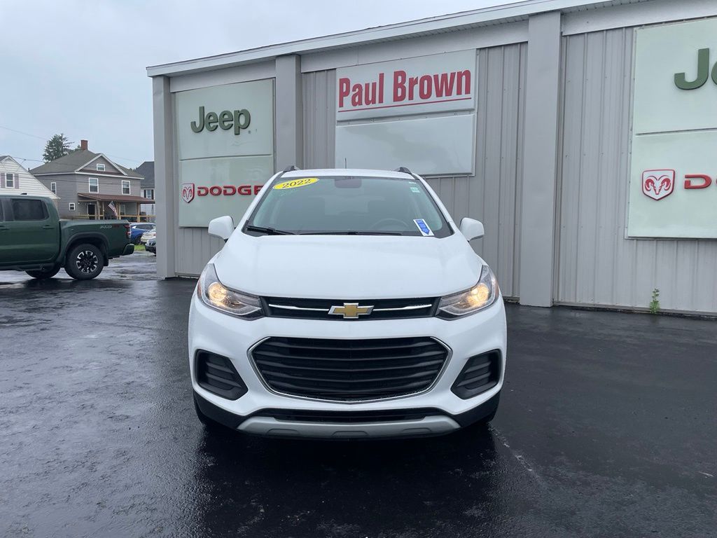 Used 2022 Chevrolet Trax LT with VIN KL7CJPSM4NB565492 for sale in Olean, NY