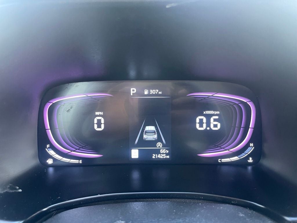 2025 Kia Soul LX - Photo 13