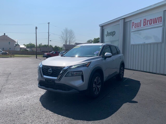 2023 Nissan Rogue SV photo 3