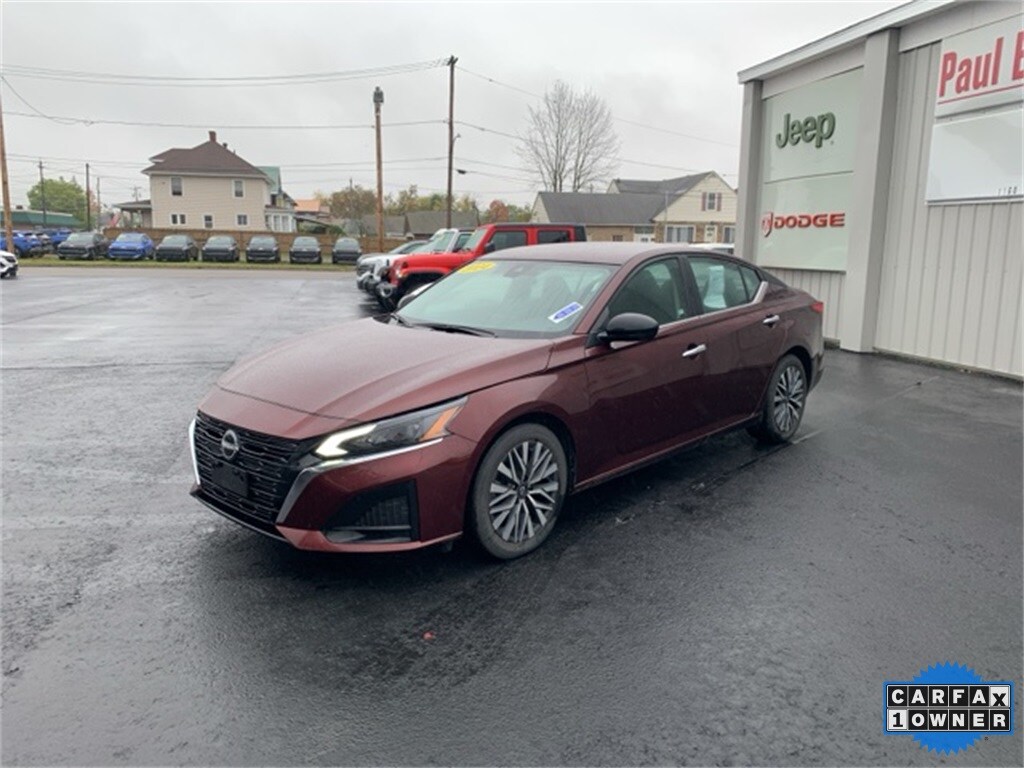 2024 Nissan Altima 2.5 SV photo 3