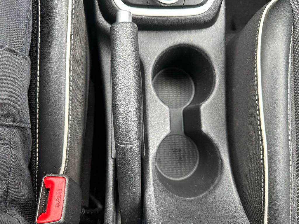 2023 Hyundai Venue Limited - Photo 23