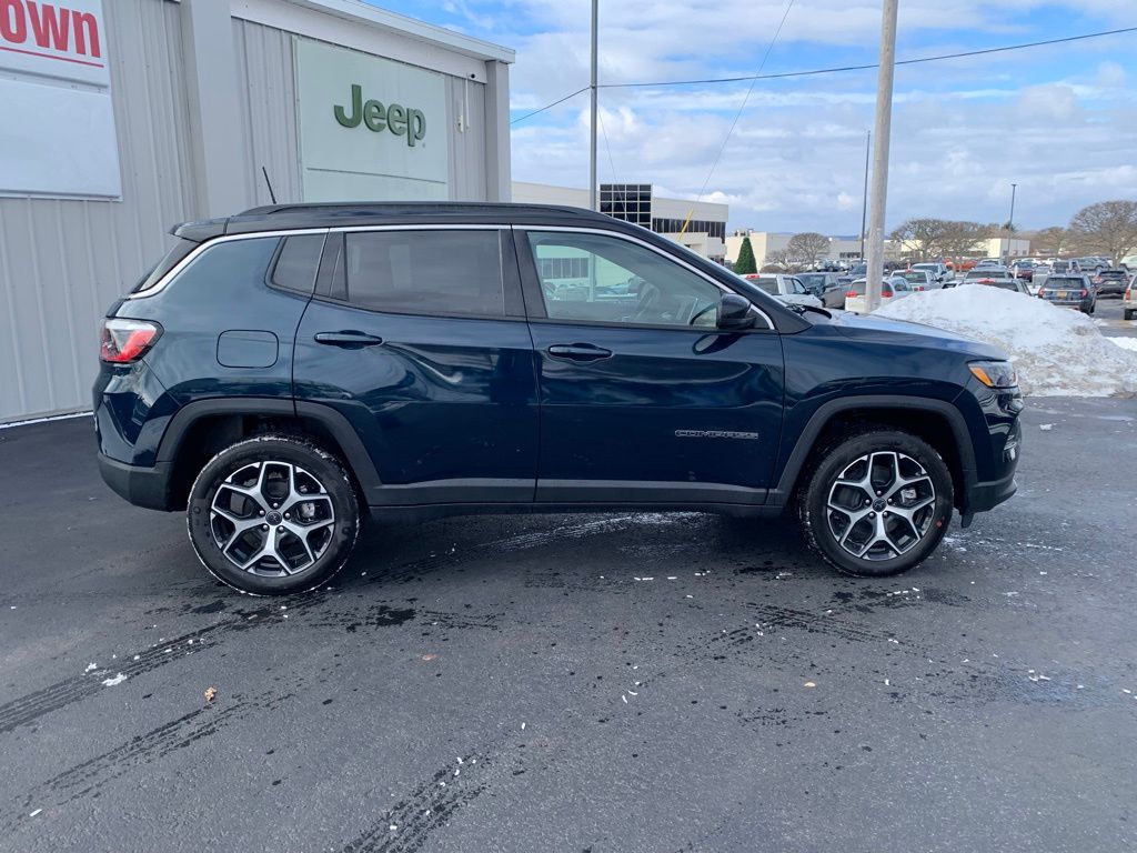 2026 Jeep Compass Limited - Photo 11