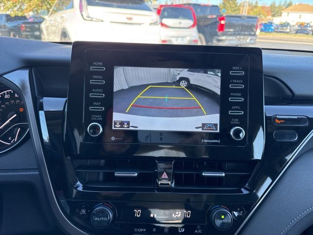 2024 Toyota Camry SE - Photo 18