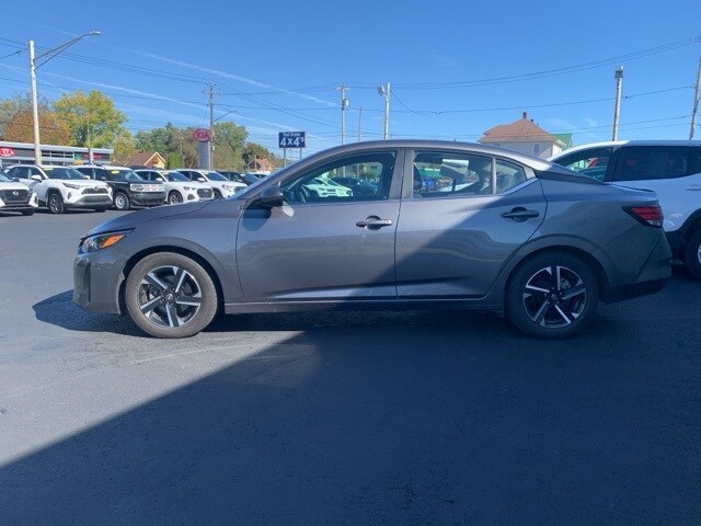 2024 Nissan Sentra SV photo 2