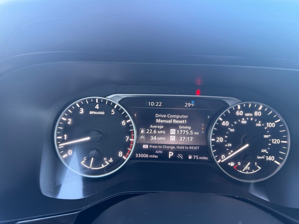 2025 Nissan Pathfinder SL - Photo 17