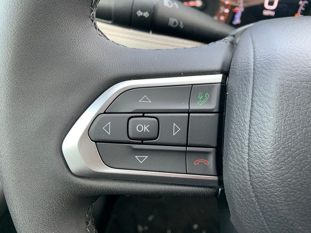 2026 Jeep Compass Limited - Photo 13