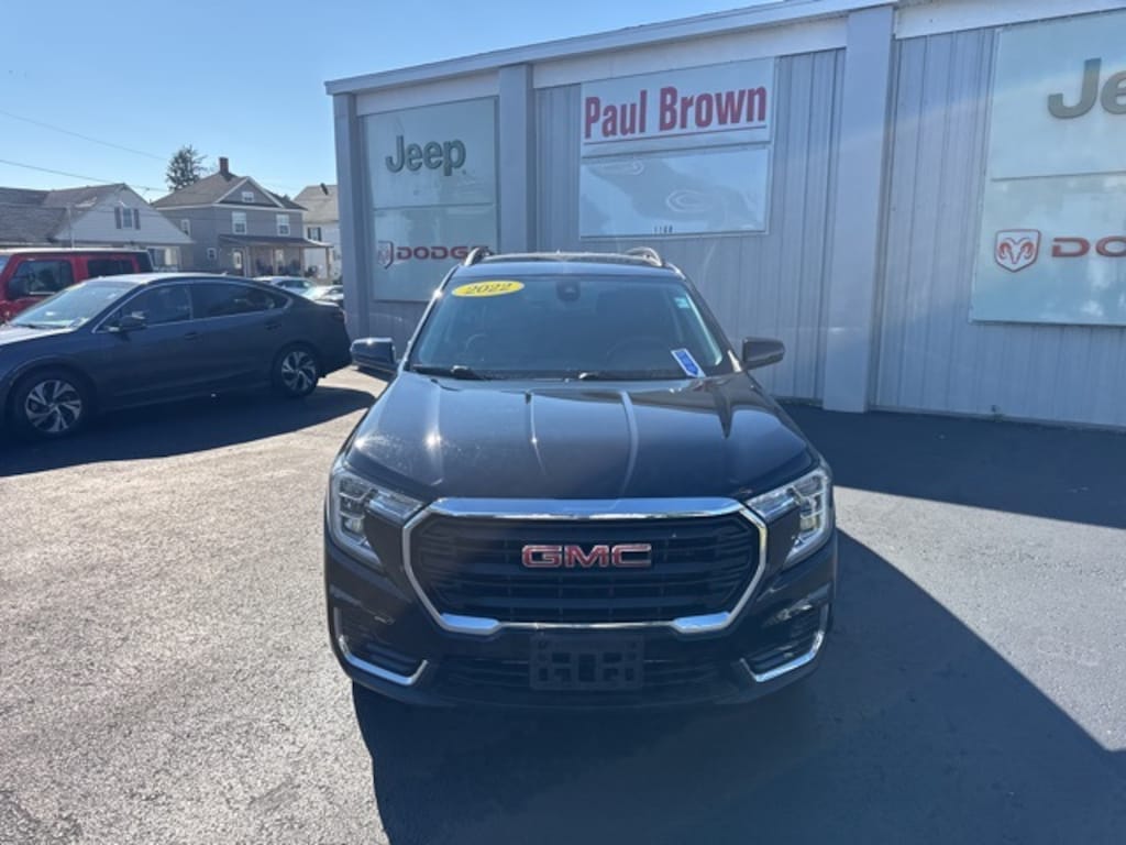 Used 2022 GMC Terrain SLE SUV