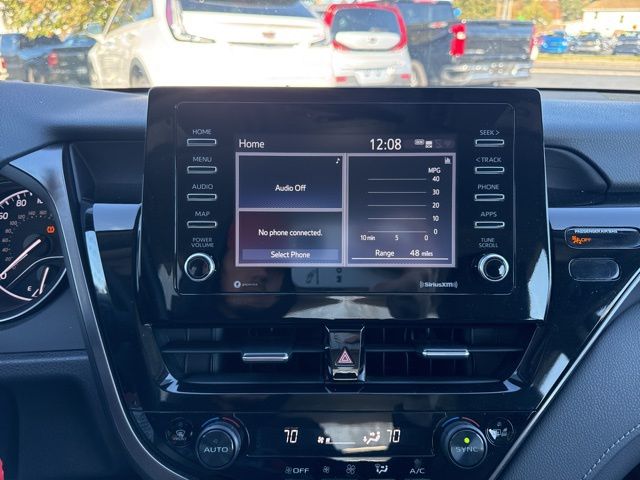 2024 Toyota Camry SE - Photo 17