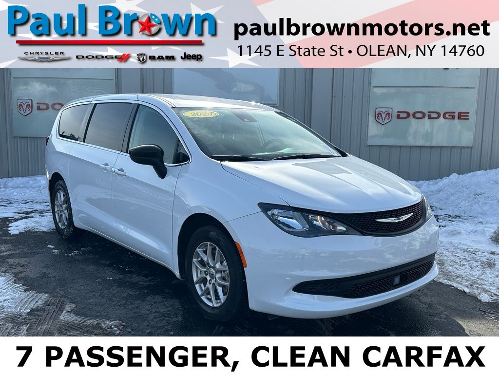 2024 Chrysler Voyager LX
