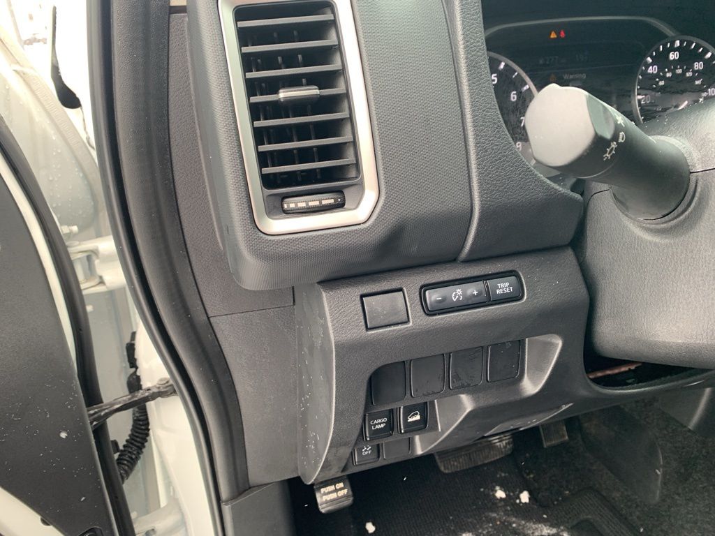 2024 Nissan Frontier SV - Photo 15