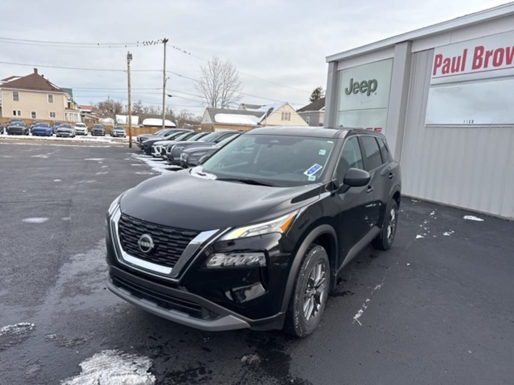 Used 2023 Nissan Rogue S SUV