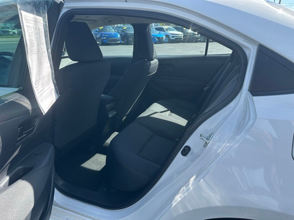 2024 Toyota Corolla LE - Photo 30