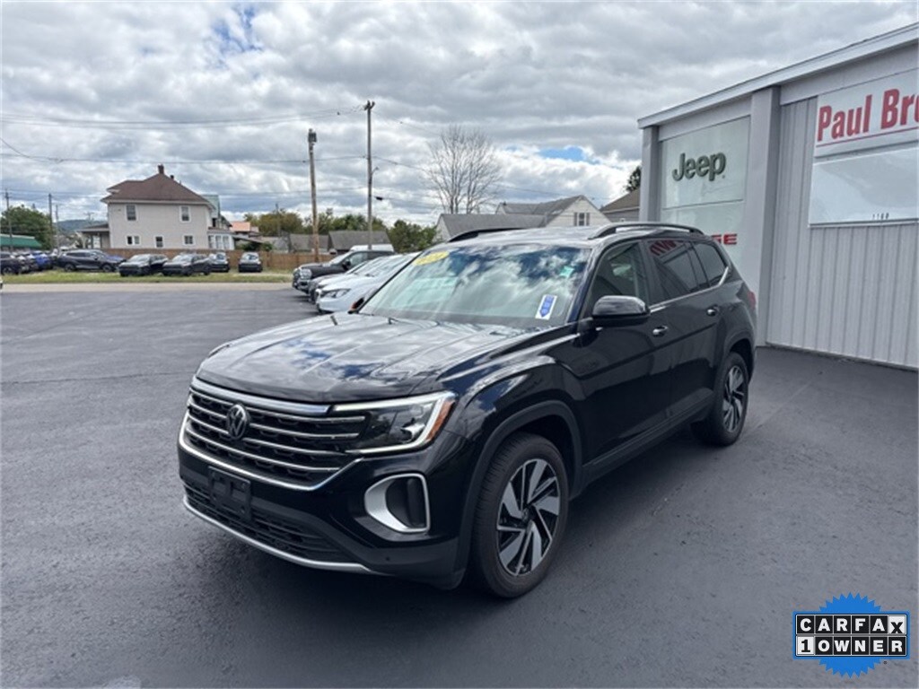 2024 Volkswagen Atlas SE Technology photo 2