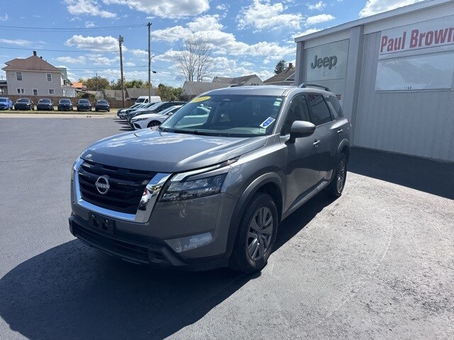 2025 Nissan Pathfinder SV photo 3