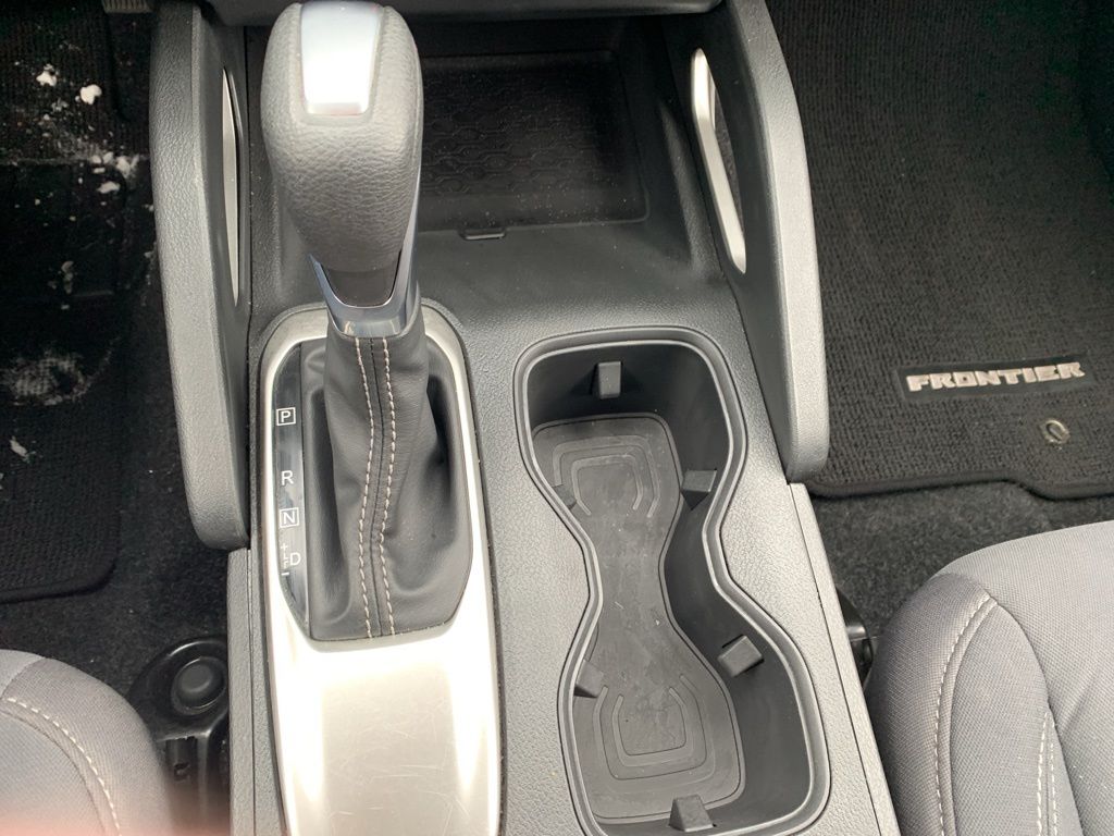 2024 Nissan Frontier SV - Photo 22