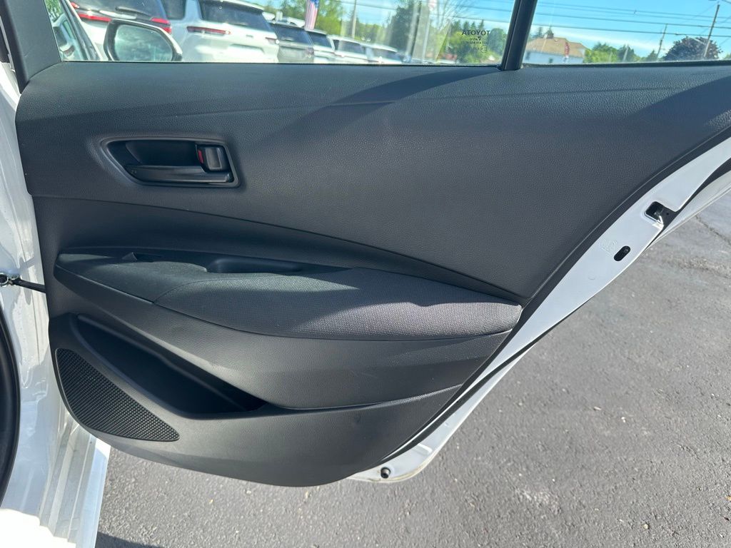 2024 Toyota Corolla LE - Photo 37