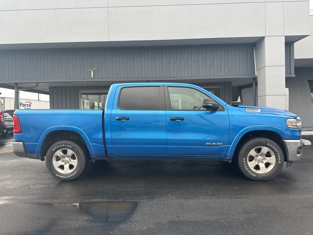 2025 Ram 1500 Big Horn Lone Star photo 2