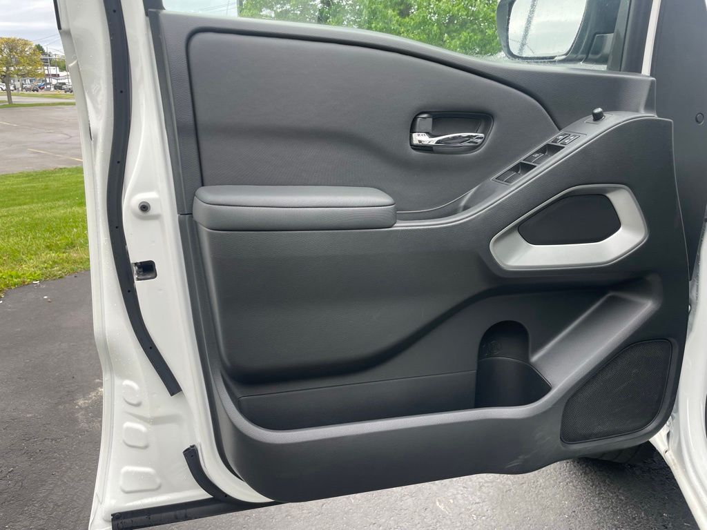 2024 Nissan Frontier SV - Photo 21