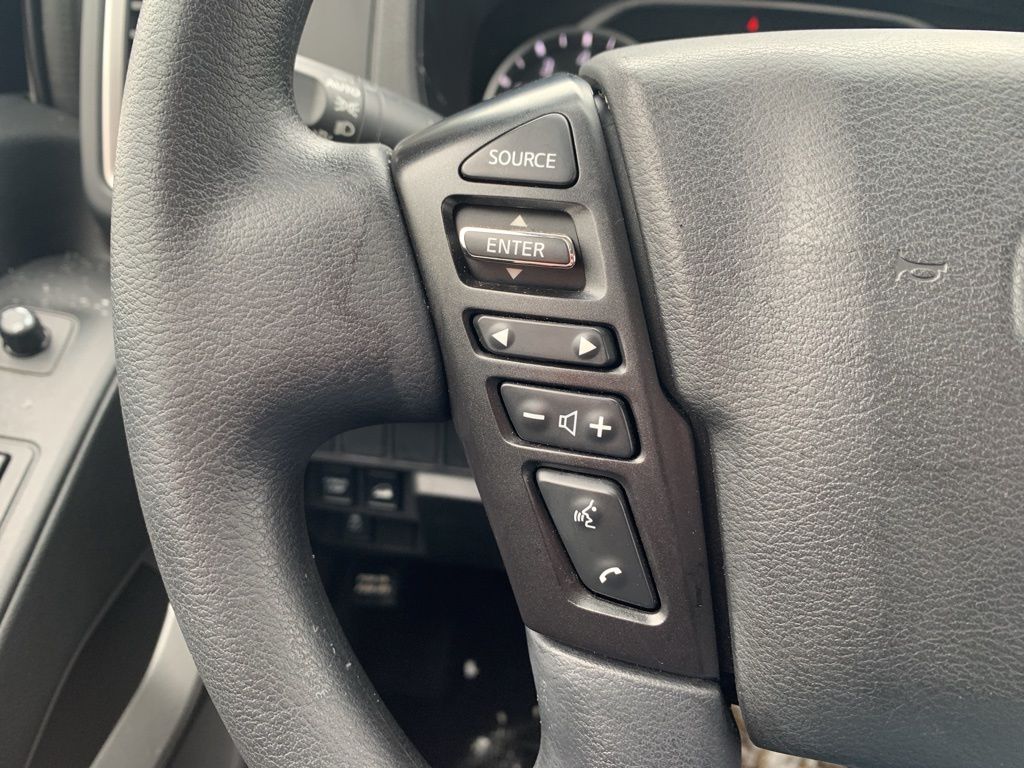 2024 Nissan Frontier SV - Photo 17