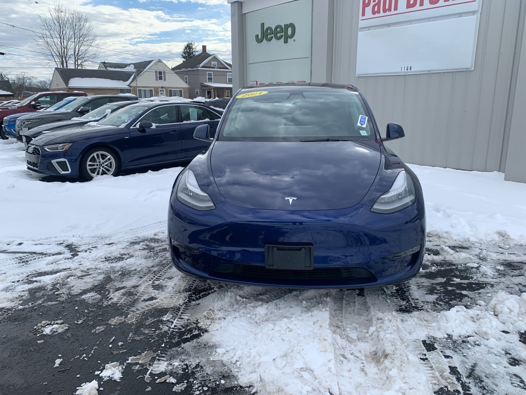 Used 2021 Tesla Model Y Long Range with VIN 5YJYGDEE2MF183953 for sale in Kansas City