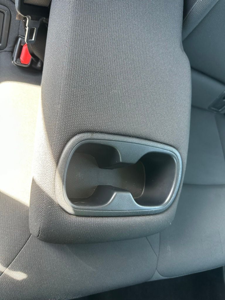 2024 Toyota Corolla LE - Photo 36