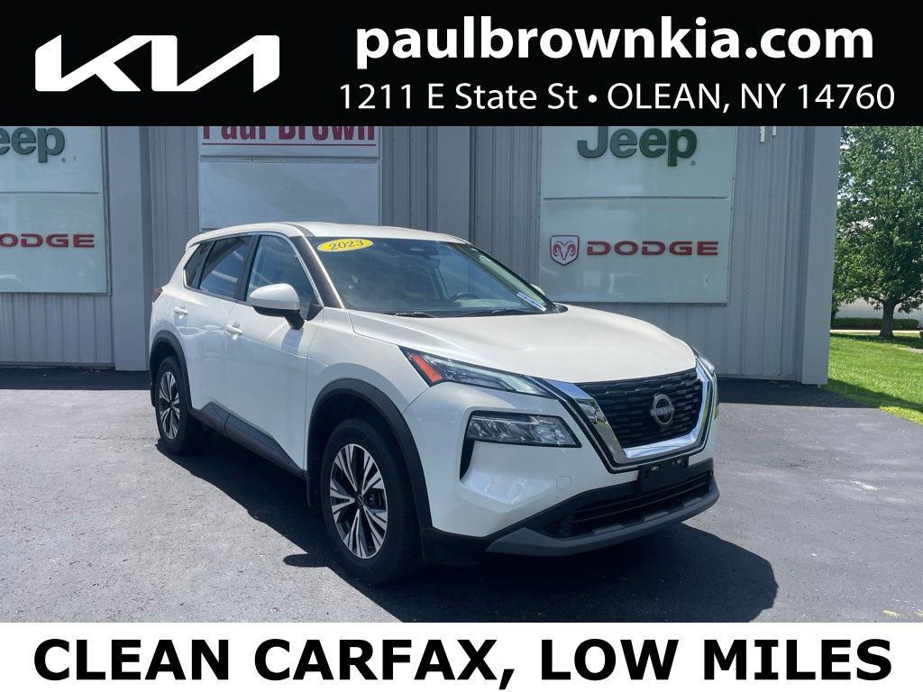 2023 Nissan Rogue SV AWD's photo