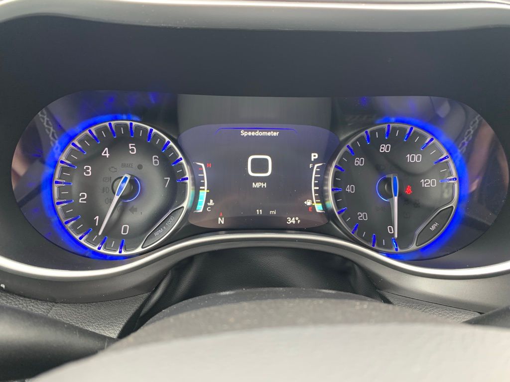 2026 Chrysler Pacifica Select - Photo 13