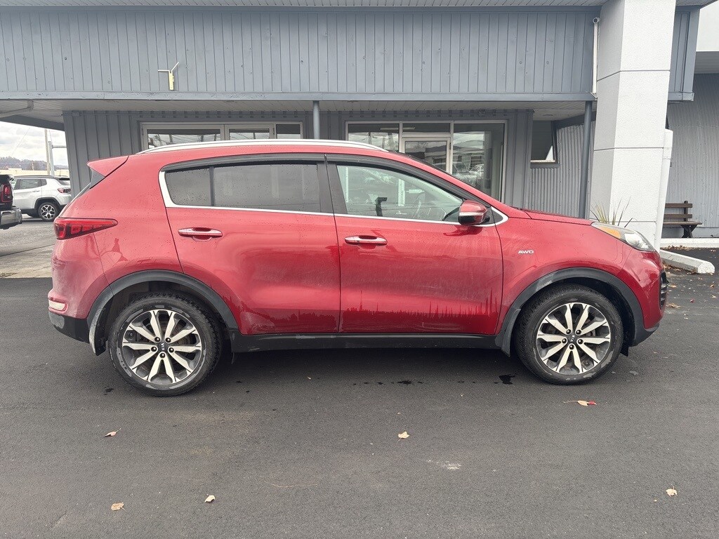 2017 Kia Sportage EX photo 2