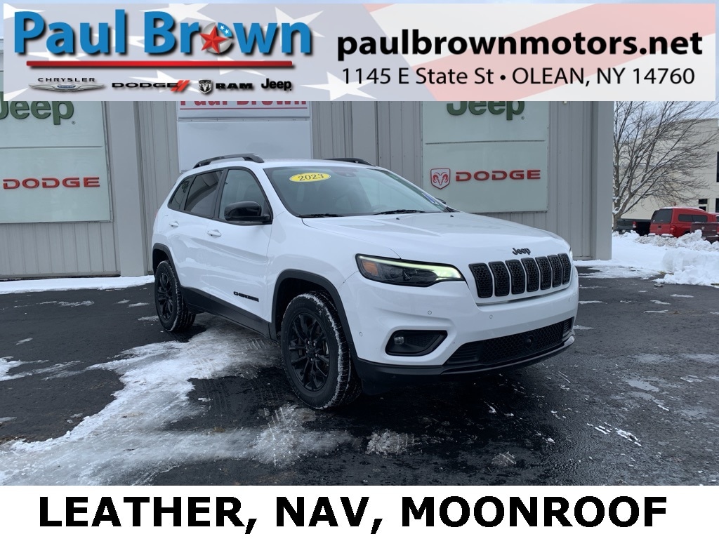 2023 Jeep Cherokee Altitude Lux's photo