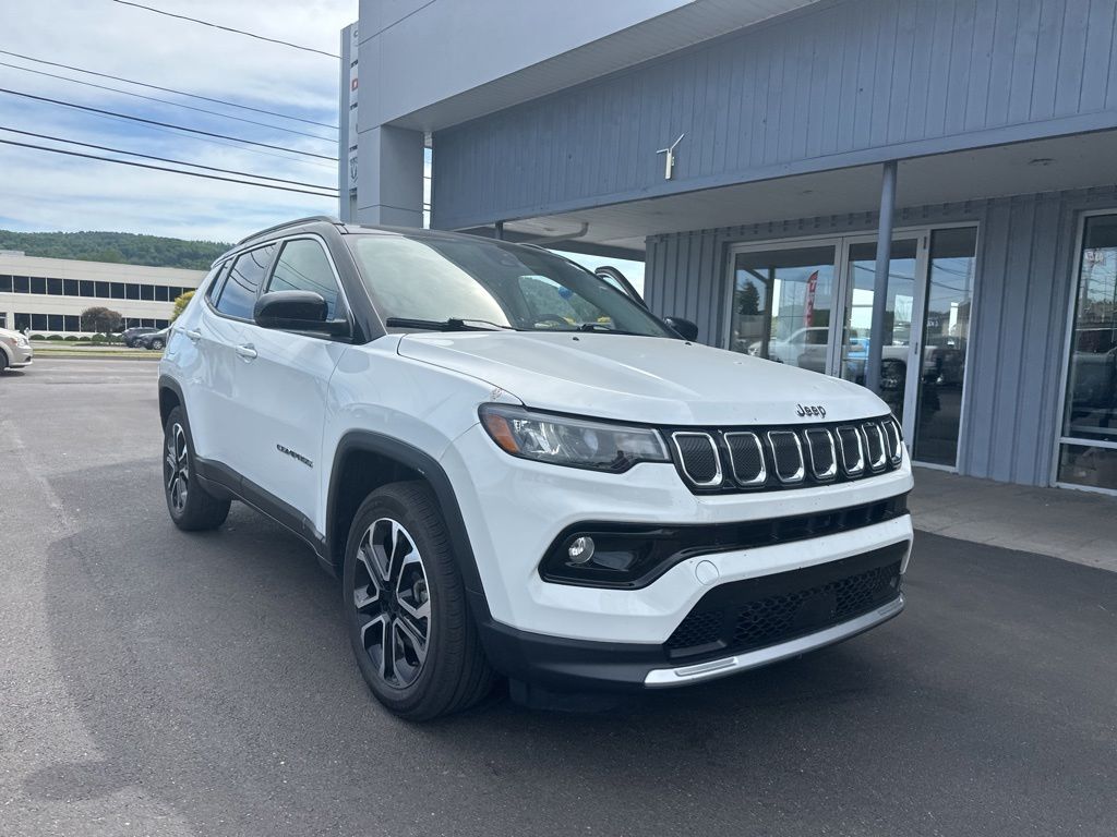 2022 Jeep Compass Limited 4X4's photo