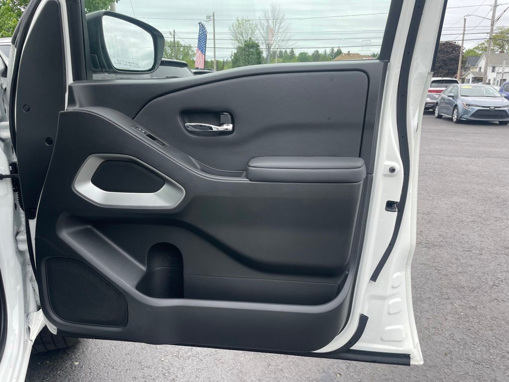 2024 Nissan Frontier SV - Photo 28